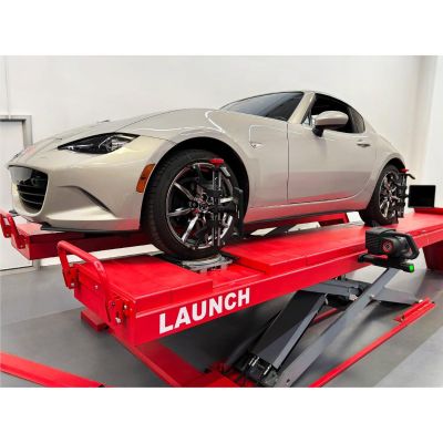 LAU702020112 image(0) - Launch Tech USA X-613 Advanced Wheel Aligner (No Tablet)