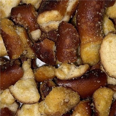 THS685968 image(0) - Tender Heifer Snack Co. Honey Mustard and Onion Pretzels - 5oz